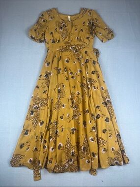 Free People Bonnie Butterfly Dress in marigold
Size: 2